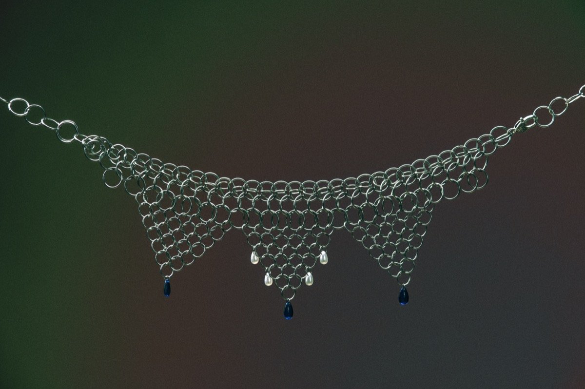 Azure Harlequin chainmail collar